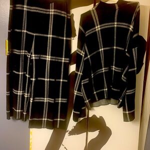 Black-and-white two-piece set